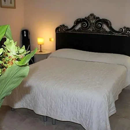 Borgo Antico Santa Lucia Bed and breakfast
