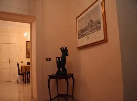 فندق مبيت وإفطار Borgo Antico Santa Lucia 3*