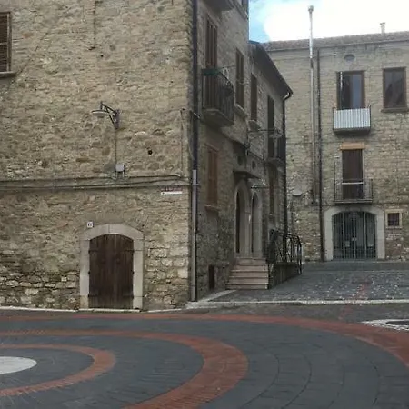فندق مبيت وإفطار Borgo Antico Santa Lucia 3*